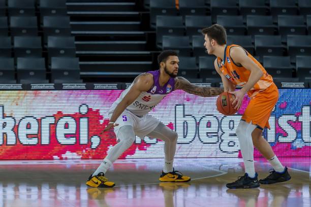 施伦克与球 施伦克与球