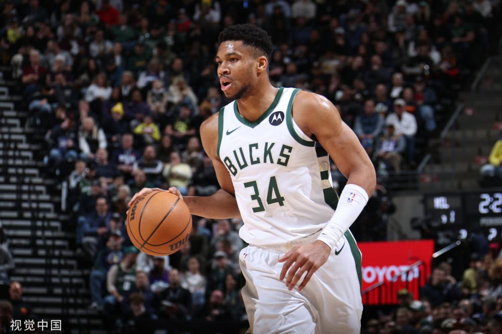 全场占据主 全场占据主